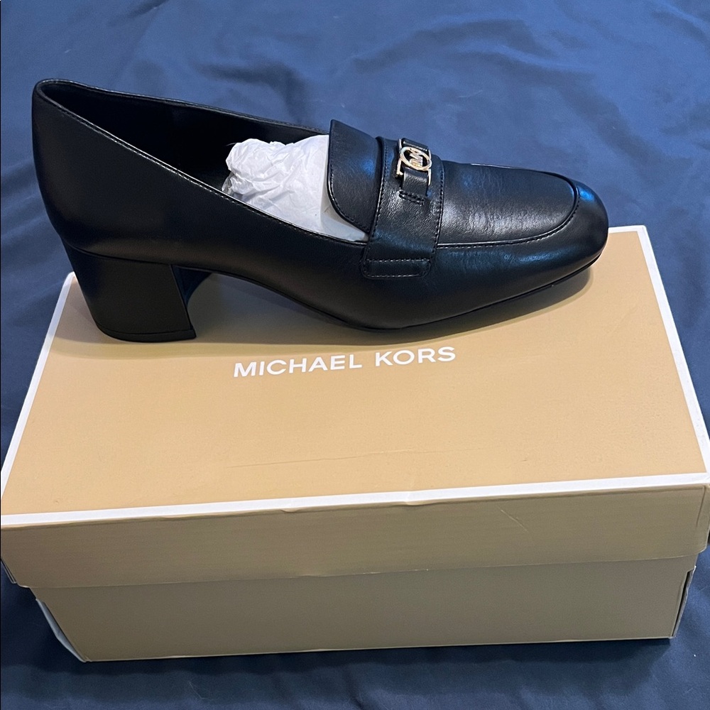 Michael Kors Elegant Black Heeled Leather Loafers